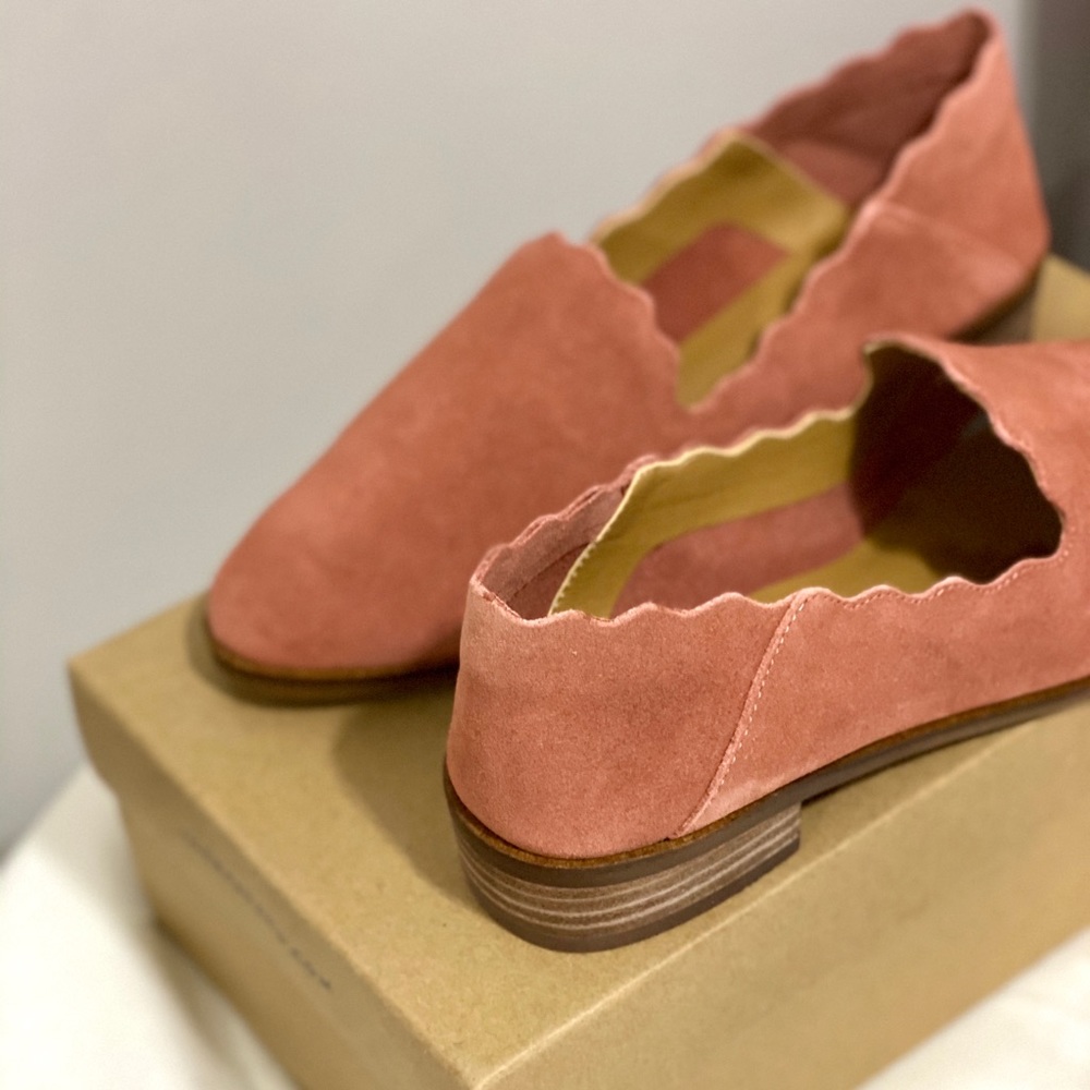 HP X2‼️Lucky Brand light pink suede slip-on Flats - Picture 3 of 4